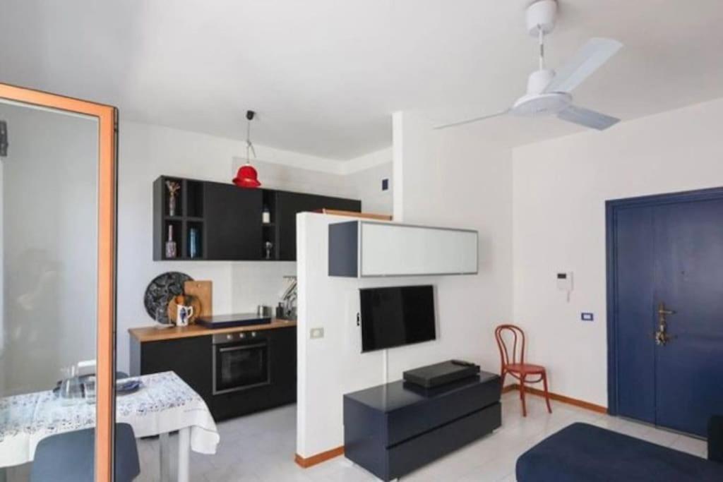 Double Balcony Sea View Apartamento Bari Exterior foto