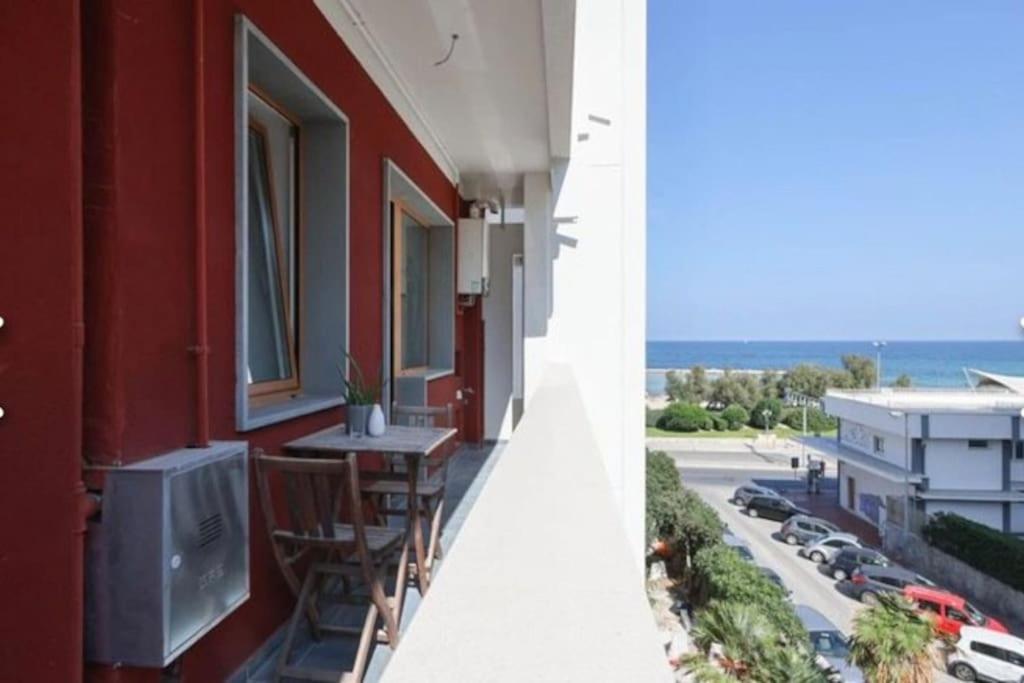 Double Balcony Sea View Apartamento Bari Exterior foto